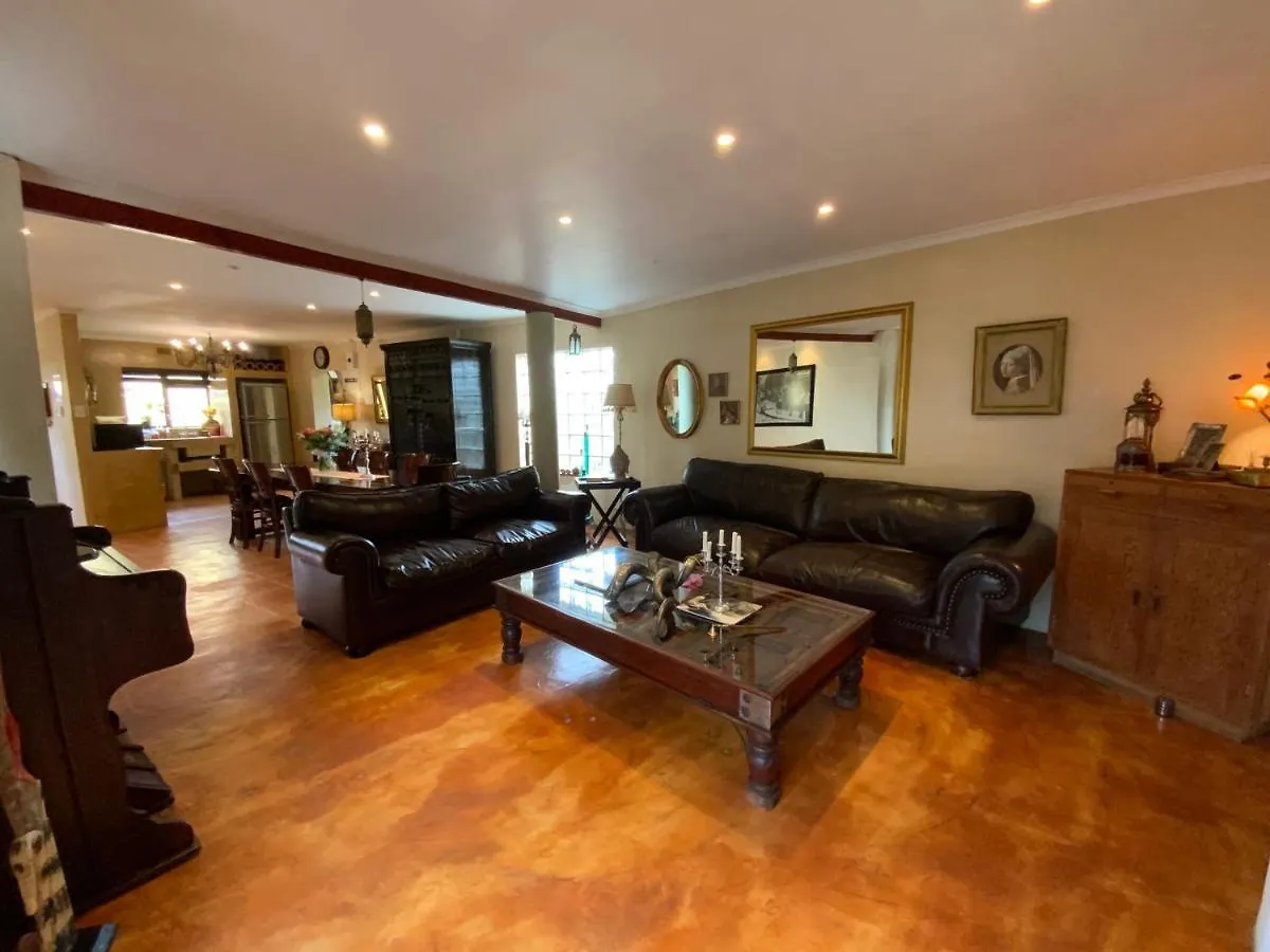 Goblin'S Mead Hotel Edgemead South Africa