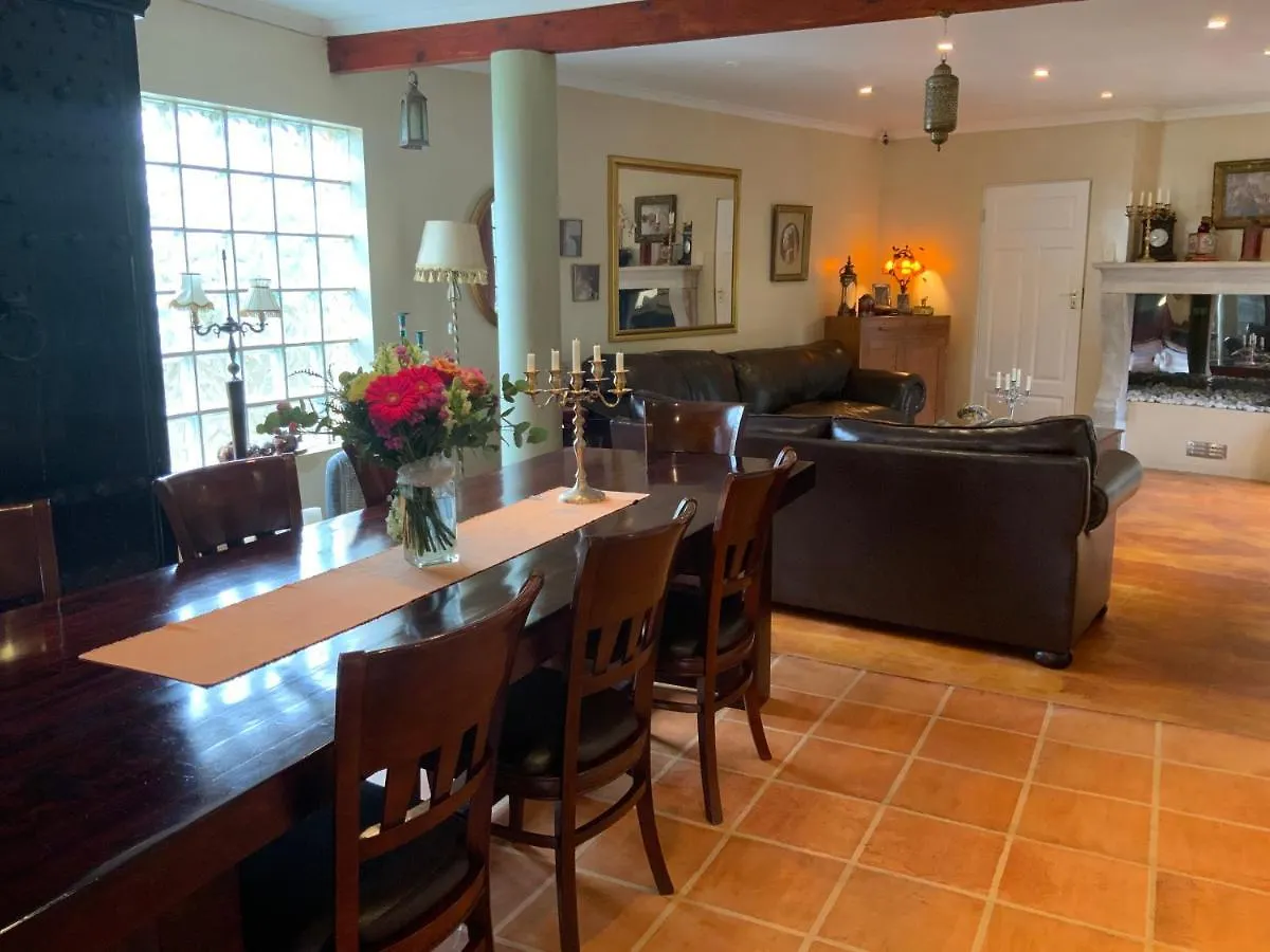 Goblin'S Mead Hotel Edgemead 3*,