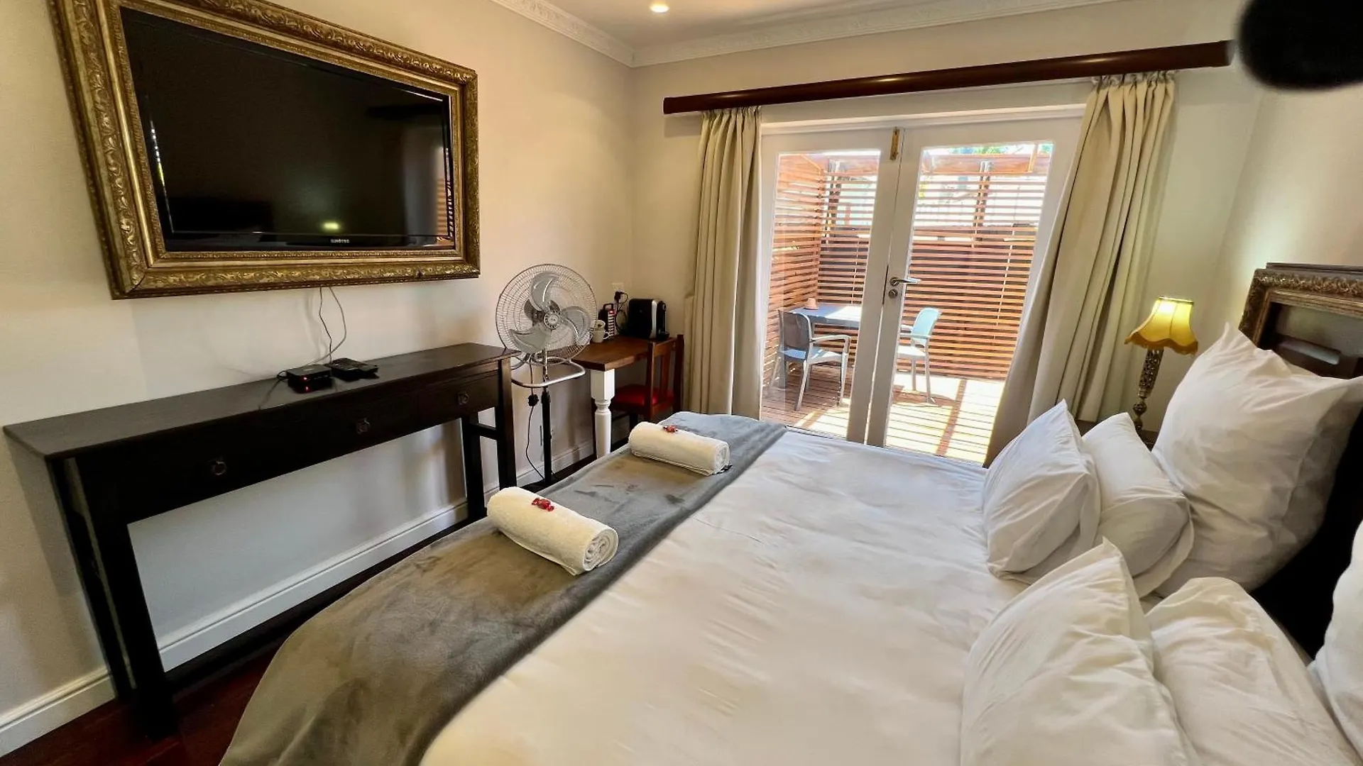 Goblin'S Mead Hotel Edgemead