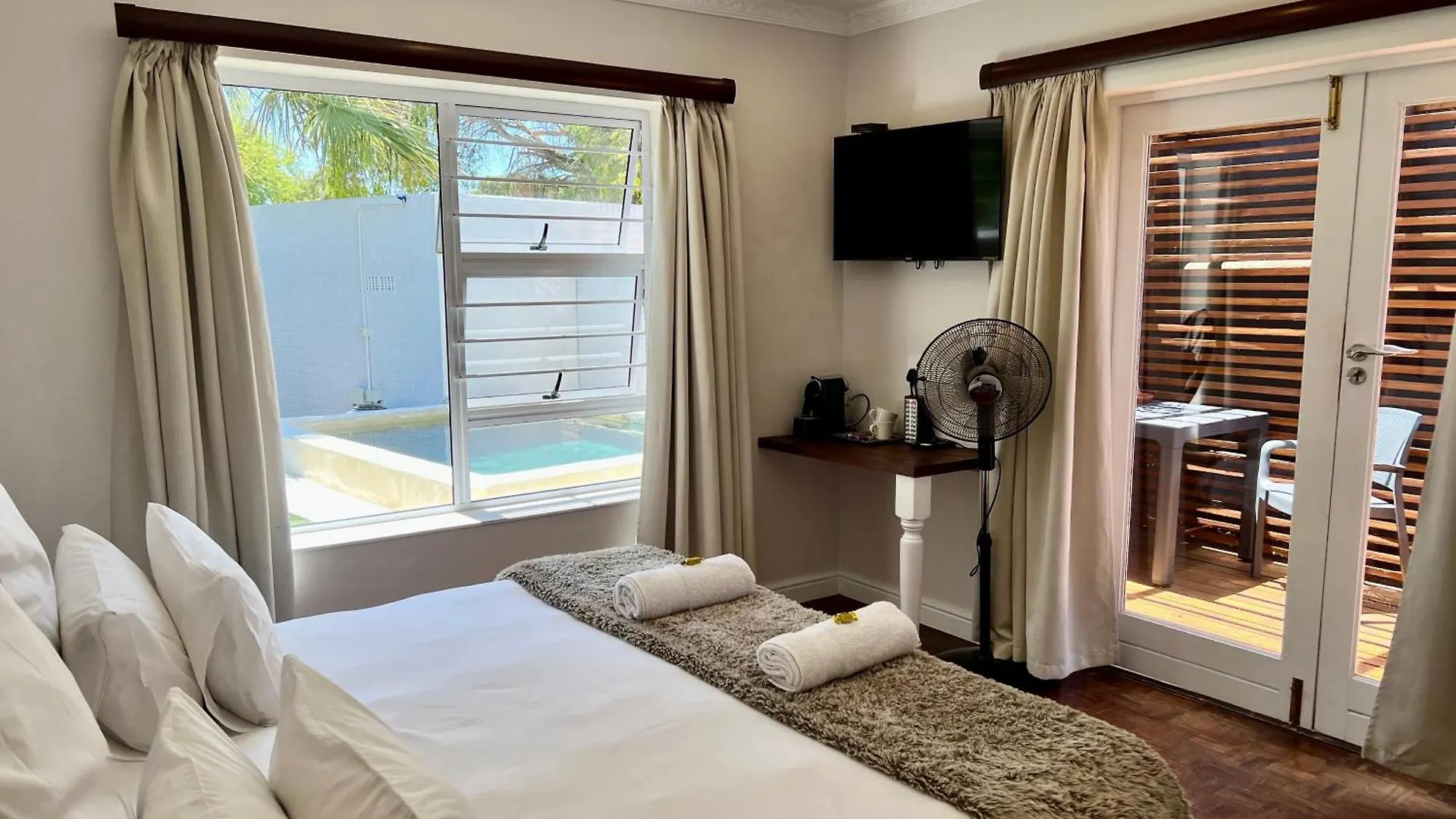 Guest house Goblin'S Mead Hotel Edgemead