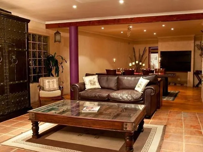 Goblin'S Mead Hotel Edgemead Guest house