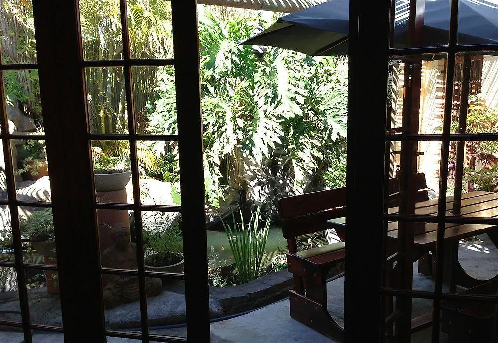 Goblin'S Mead Hotel Edgemead
