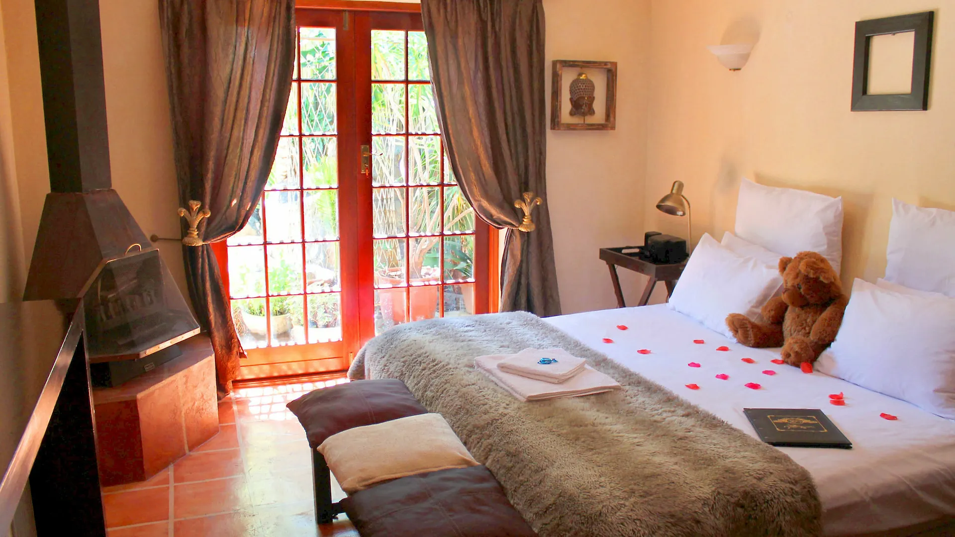 Goblin'S Mead Hotel Edgemead Guest house